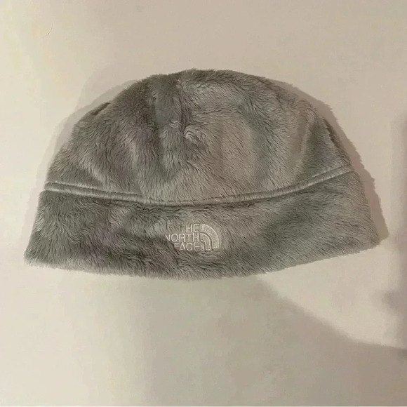 The North Face Beanie - Picture 1 of 5